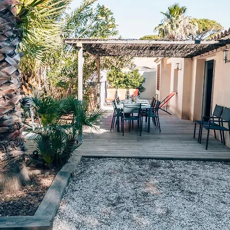 Maison Familiale Avec Piscine Privee A Pied Frais De Gestion Du Sejour 160e En Supplement A L'arrivee Family With Private Pool Within Walking Distance Management Fee 160e Payable Upon Arrival