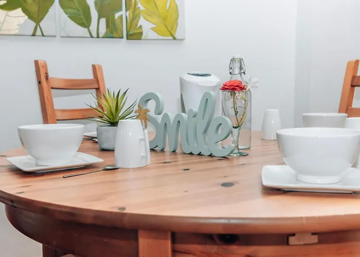 Vila Maison Familiale Avec Piscine Privee A Pied Frais De Gestion Du Sejour 160e En Supplement A L'arrivee Family With Private Pool Within Walking Distance Management Fee 160e Payable Upon Arrival Sainte-Maxime