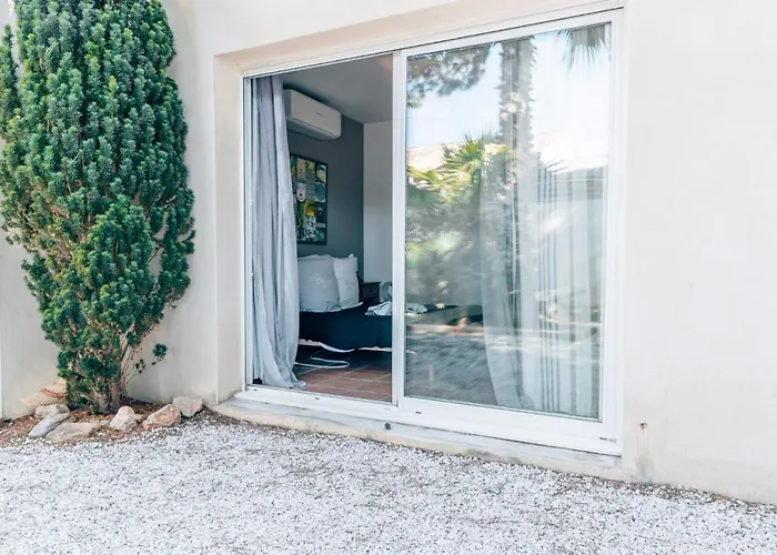 Vila Maison Familiale Avec Piscine Privee A Pied Frais De Gestion Du Sejour 160e En Supplement A L'arrivee Family With Private Pool Within Walking Distance Management Fee 160e Payable Upon Arrival *