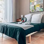 Maison Familiale Avec Piscine Privee A Pied Frais De Gestion Du Sejour 160e En Supplement A L'arrivee Family With Private Pool Within Walking Distance Management Fee 160e Payable Upon Arrival