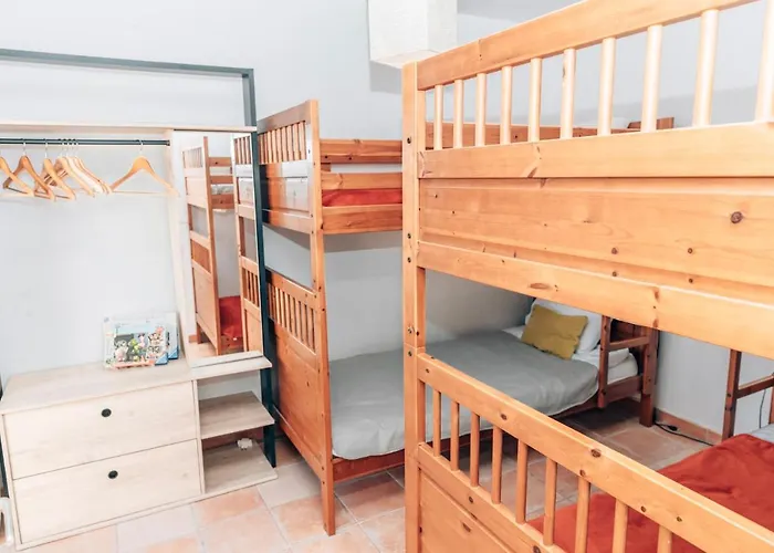 Villa Maison Familiale Avec Piscine Privee A Pied Frais De Gestion Du Sejour 160e En Supplement A L'arrivee Family With Private Pool Within Walking Distance Management Fee 160e Payable Upon Arrival *