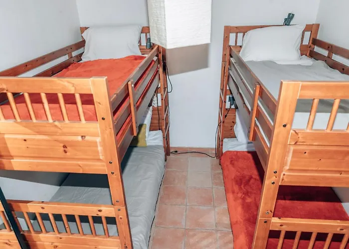 Villa Maison Familiale Avec Piscine Privee A Pied Frais De Gestion Du Sejour 160e En Supplement A L'arrivee Family With Private Pool Within Walking Distance Management Fee 160e Payable Upon Arrival *